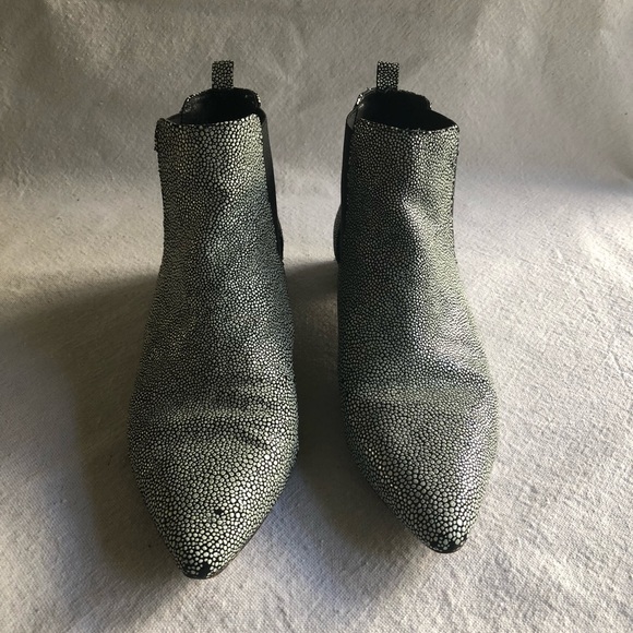 Miista Metallic Textured Pointy Ankle Boot Size 40 - Picture 2 of 4